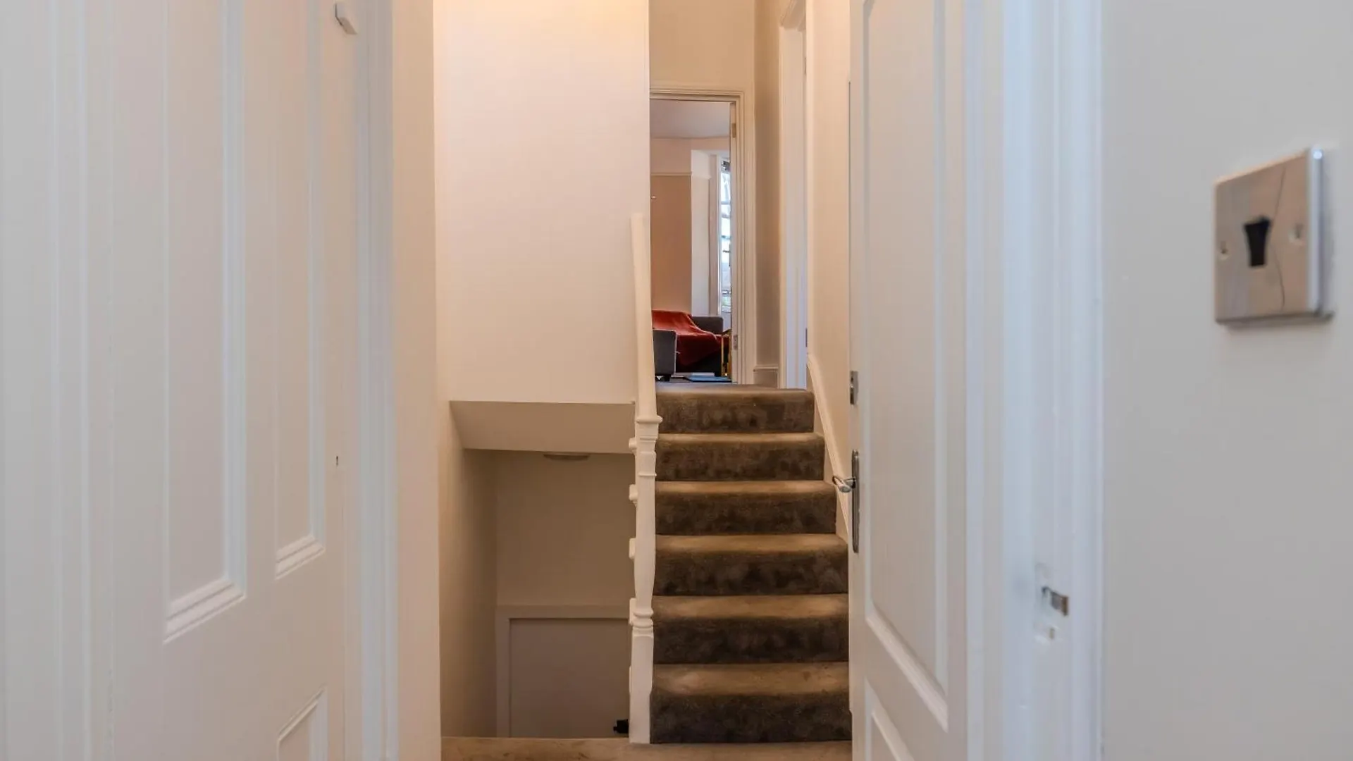 Relaxing 2 Bedroom Stay For 6 Brighton