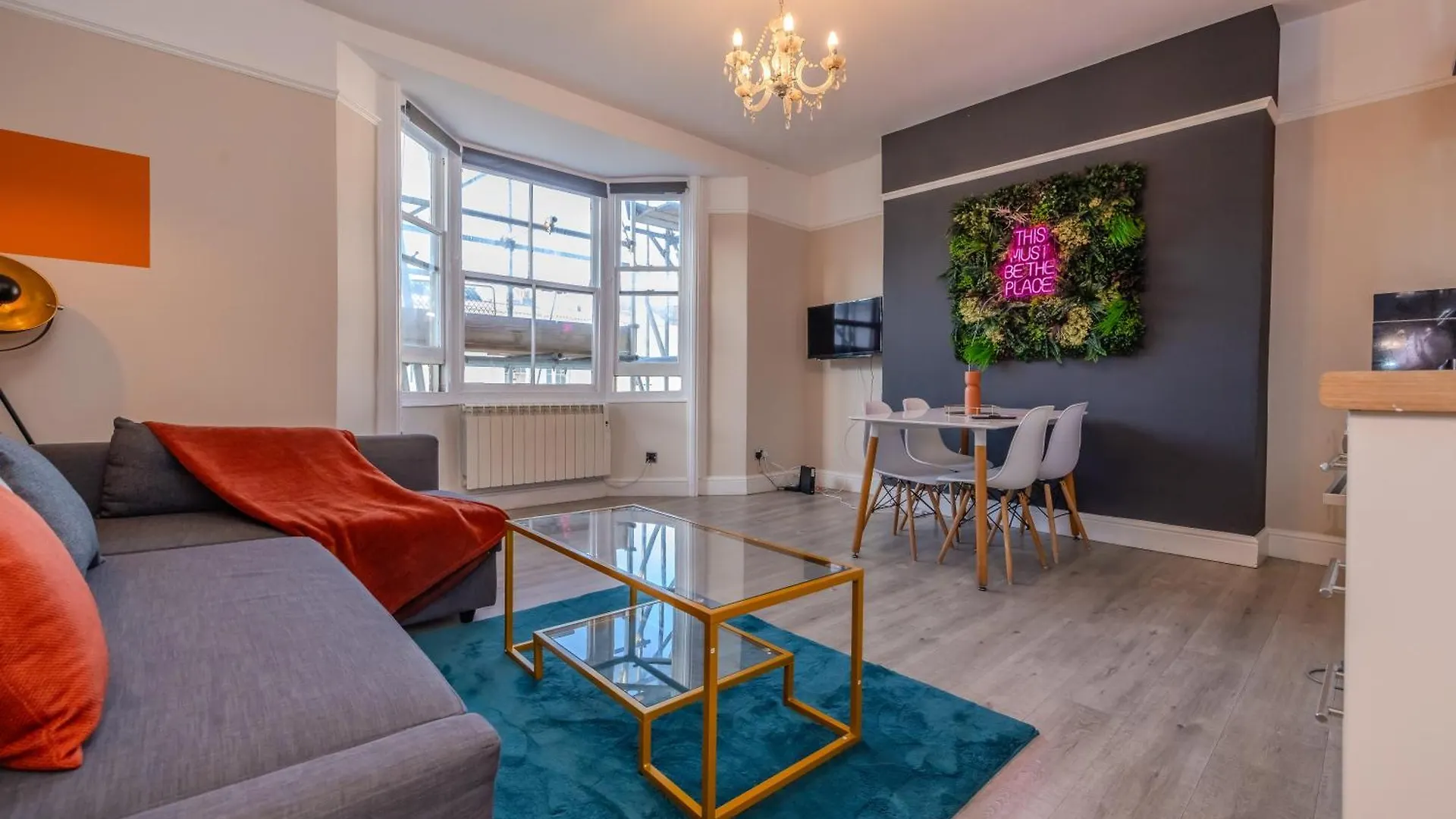 Relaxing 2 Bedroom Stay For 6 Hove 0*,  Verenigd Koninkrijk