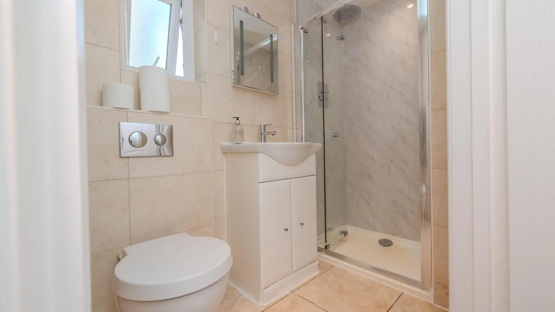 Relaxing 2 Bedroom Stay For 6 Hove Appartement
